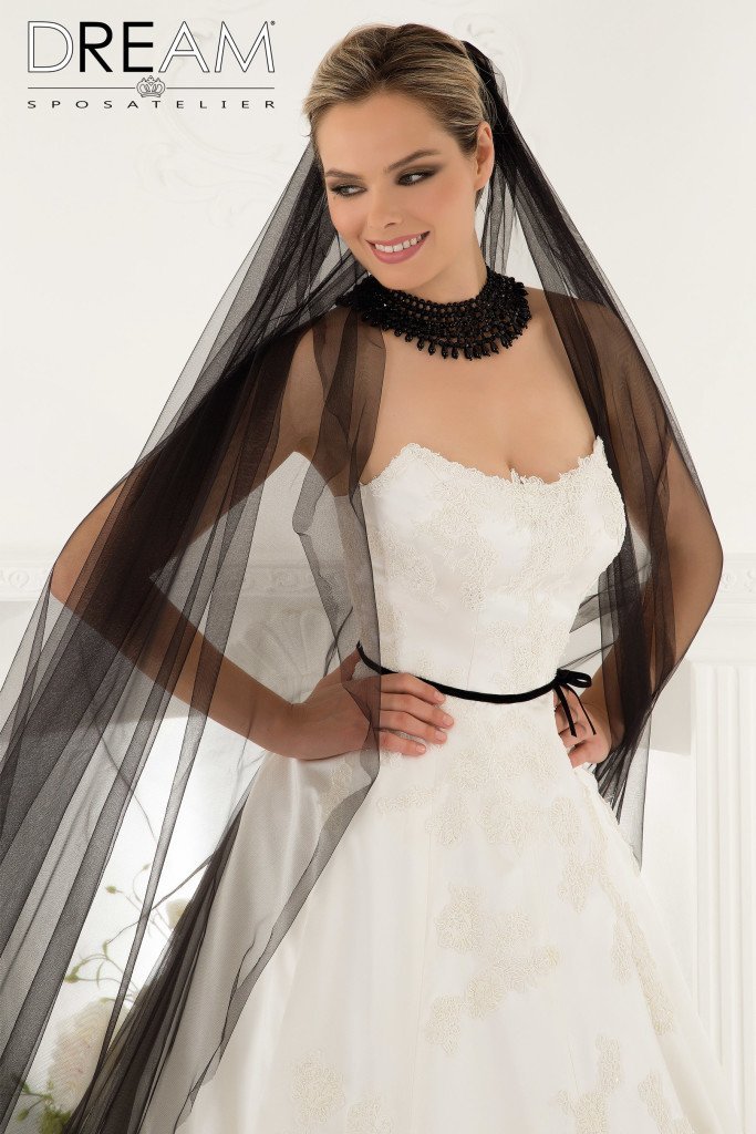 abito da sposa nero